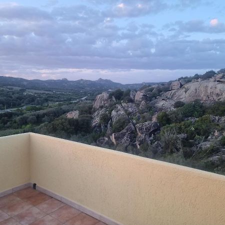 Appartamento Monte Mare Arzachena Buitenkant foto